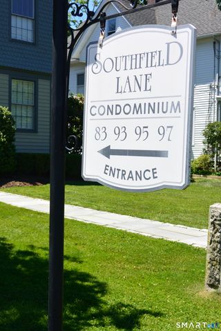 83 South Avenue E, New Canaan, CT 06840