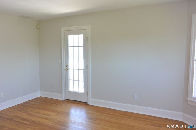 83 South Avenue E, New Canaan, CT 06840