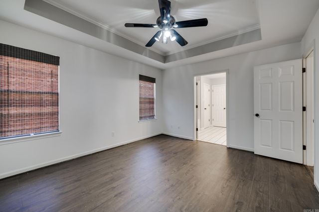 74 Garden Oaks Drive, Maumelle, AR 72113