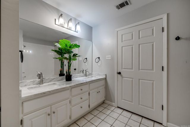 74 Garden Oaks Drive, Maumelle, AR 72113