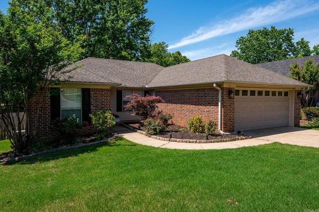 74 Garden Oaks Drive, Maumelle, AR 72113