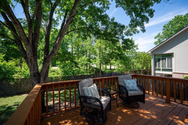 74 Garden Oaks Drive, Maumelle, AR 72113