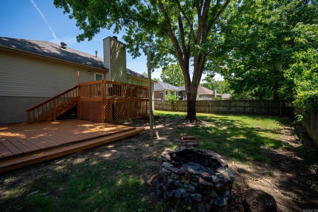 74 Garden Oaks Drive, Maumelle, AR 72113