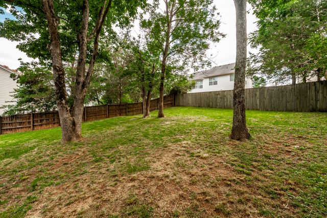 159 W Harbor, Hendersonville, TN 37075