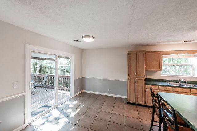 159 W Harbor, Hendersonville, TN 37075