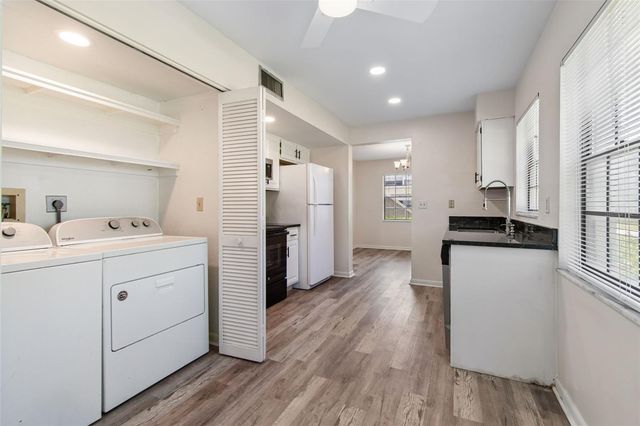8737 BARDMOOR PLACE 102, Seminole, FL 33777