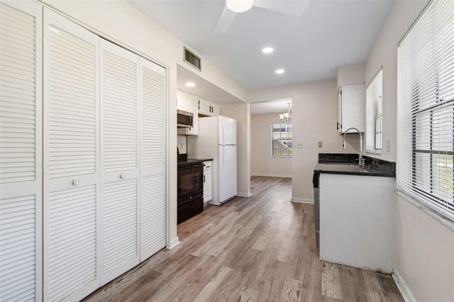8737 BARDMOOR PLACE 102, Seminole, FL 33777