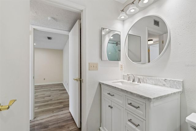 8737 BARDMOOR PLACE 102, Seminole, FL 33777