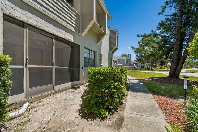 8737 BARDMOOR PLACE 102, Seminole, FL 33777