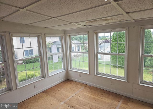 605 PROGRESS AVE, Lebanon, PA 17042