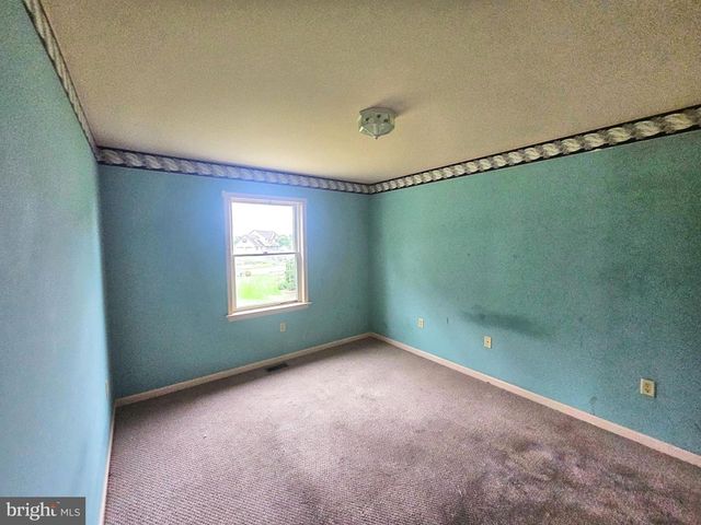605 PROGRESS AVE, Lebanon, PA 17042