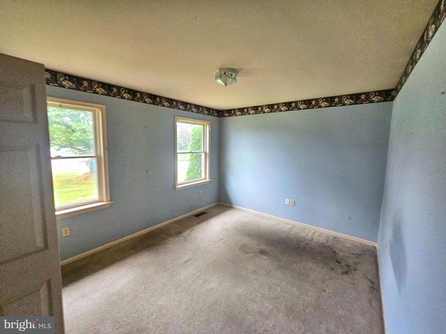 605 PROGRESS AVE, Lebanon, PA 17042