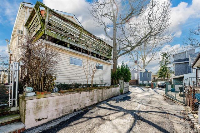110C Edgewater Park 110C, Bronx, NY 10465