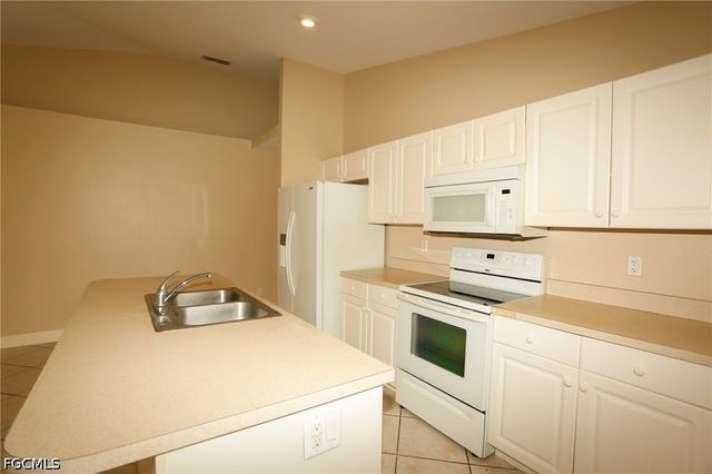 4754 Leonard BLVD S, Lehigh Acres, FL 33973