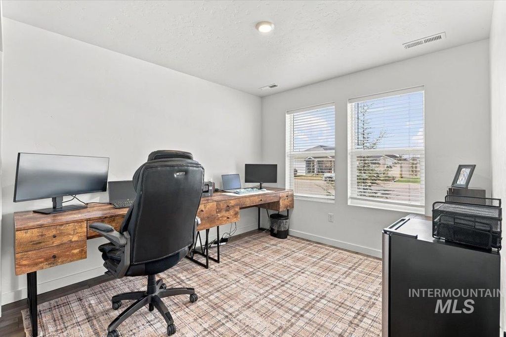 294 S Persian Ave, Middleton, ID 83644 photo 3