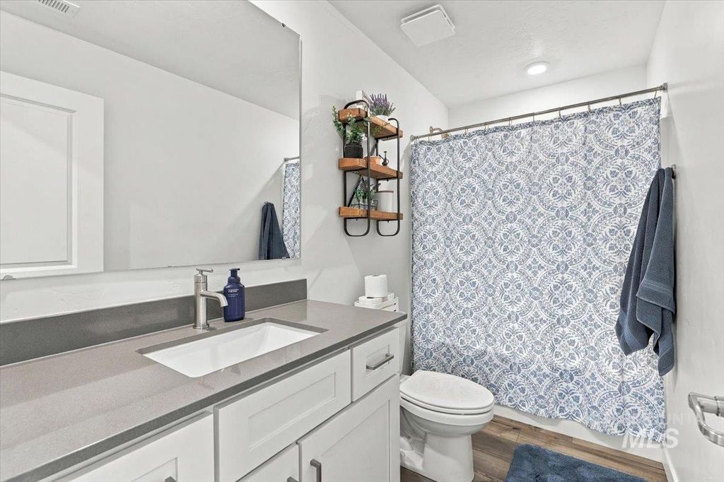 294 S Persian Ave, Middleton, ID 83644 photo 4