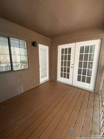 8611 Datapoint Dr Apt 26, San Antonio, TX 78229