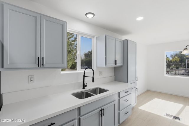 17200 S La Villita Rd Spc 55, Sahuarita, AZ 85629