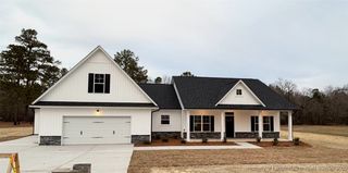 395 Zeppelin Lane, Raeford, NC 28376