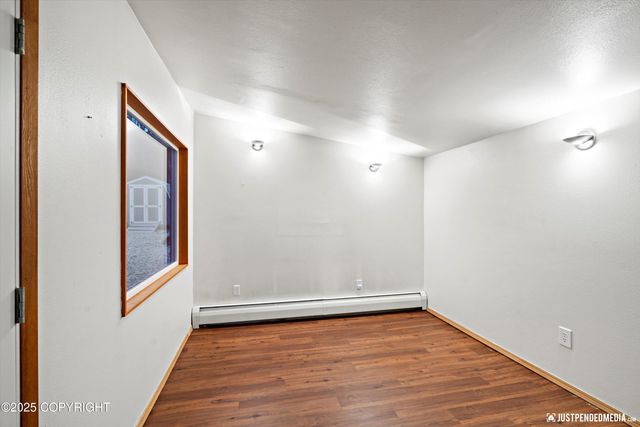 2140 Dawson Street, Anchorage, AK 99503