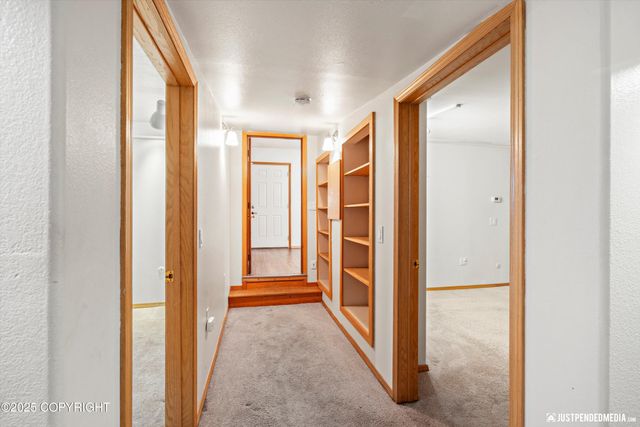 2140 Dawson Street, Anchorage, AK 99503