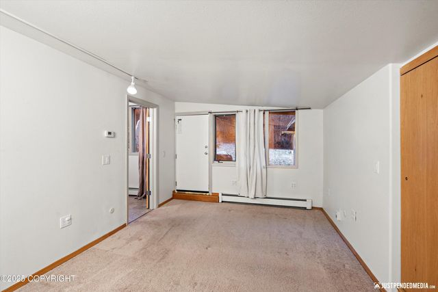 2140 Dawson Street, Anchorage, AK 99503