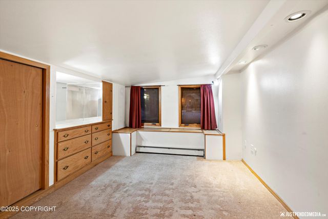 2140 Dawson Street, Anchorage, AK 99503