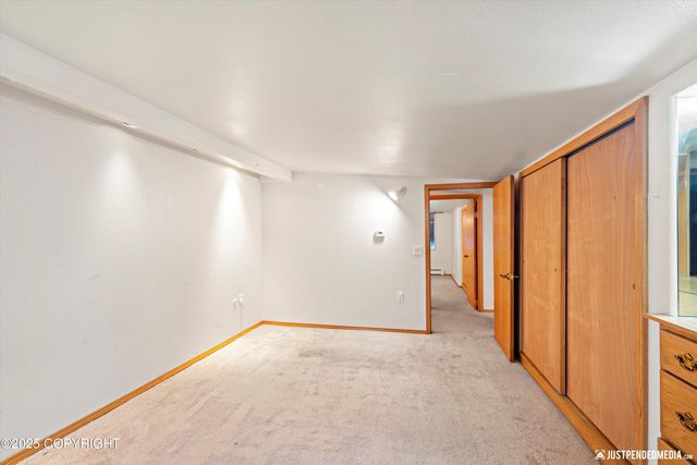 2140 Dawson Street, Anchorage, AK 99503