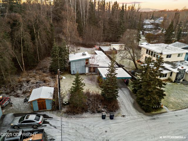 2140 Dawson Street, Anchorage, AK 99503