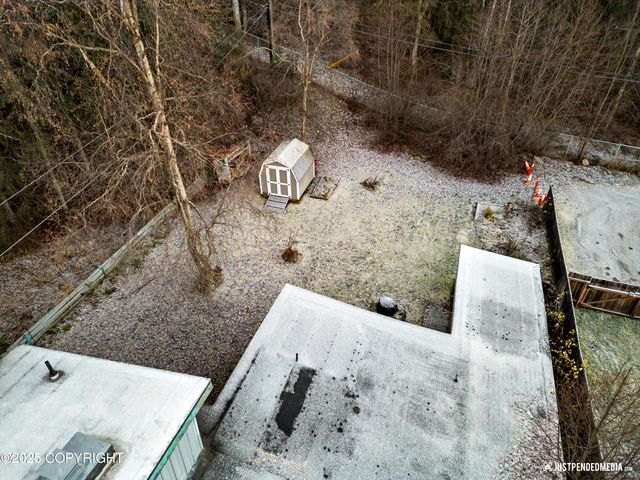 2140 Dawson Street, Anchorage, AK 99503