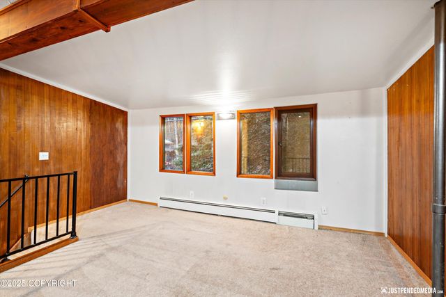 2140 Dawson Street, Anchorage, AK 99503