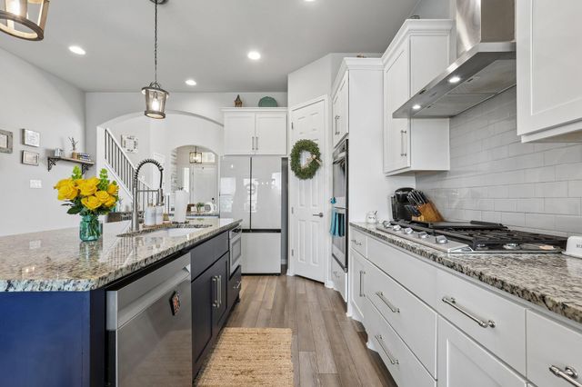 459 Eclipse DR 39, Austin, TX 78737