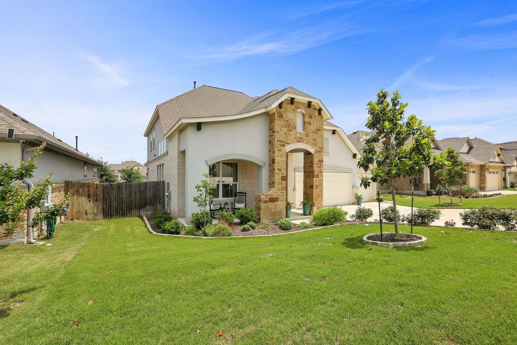 459 Eclipse DR 39, Austin, TX 78737