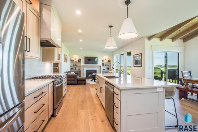 300 E Alberta Trl Trail, Tea, SD 57064