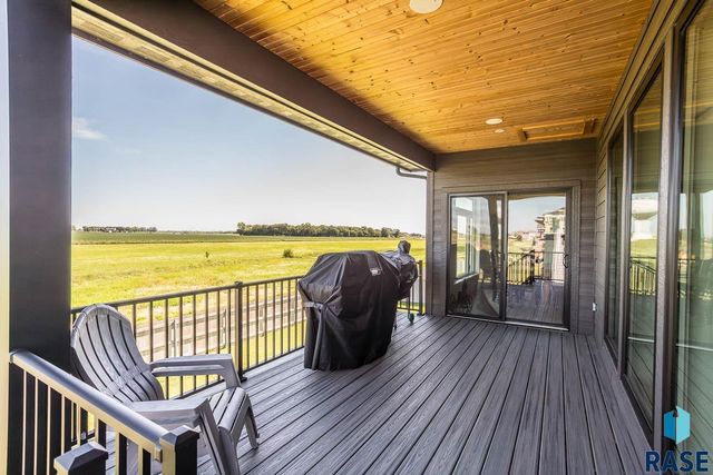 300 E Alberta Trl Trail, Tea, SD 57064