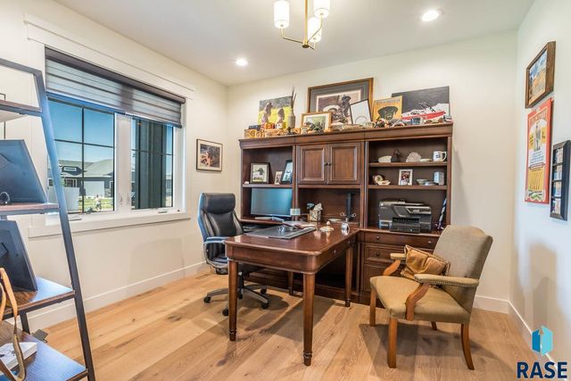 300 E Alberta Trl Trail, Tea, SD 57064