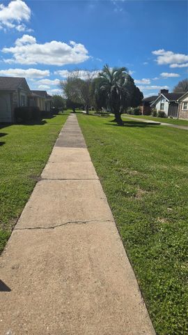 13145 High Star Drive, Houston, TX 77072