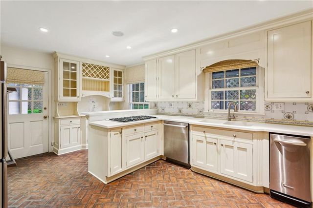 3647 Cloudland Drive NW, Atlanta, GA 30327