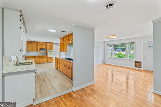 8 Elita Drive, Gainesville, GA 30504