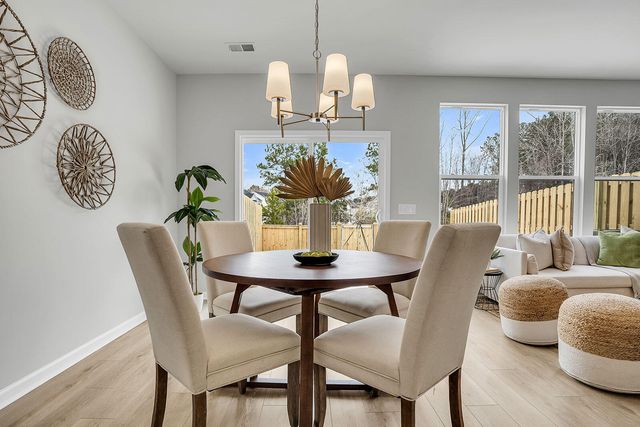 10 Dahlberg Street, Summerville, SC 29483