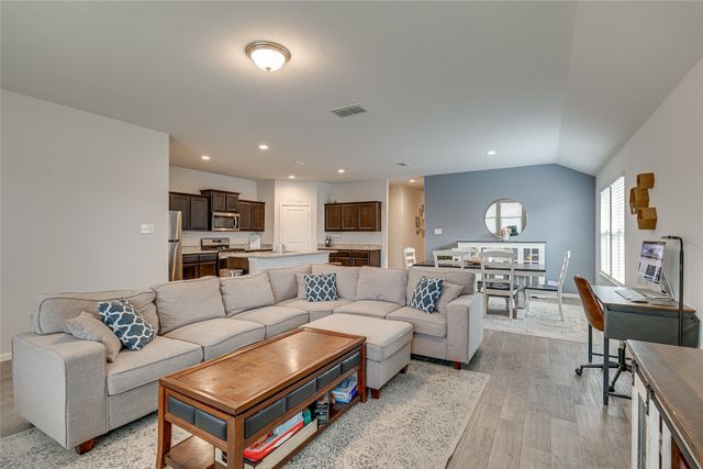 2228 Blythwood Trail, Fort Worth, TX 76108