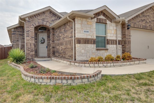 2228 Blythwood Trail, Fort Worth, TX 76108