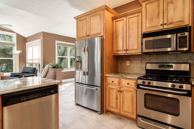 5205 EINOR Avenue, Belvidere, IL 61008