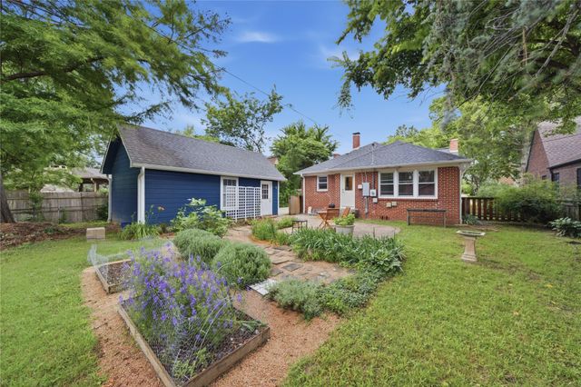 1740 S College Avenue, Tulsa, OK 74104