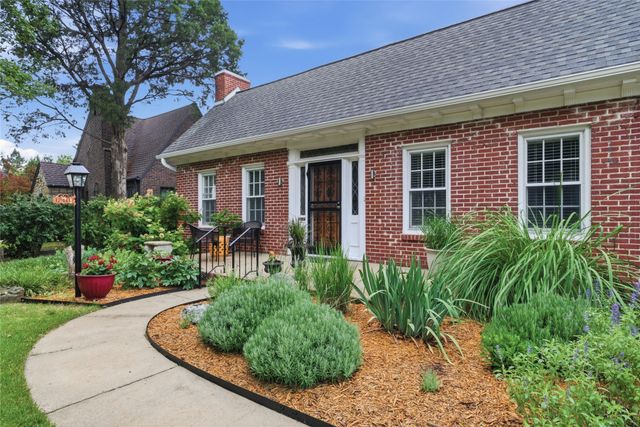 1740 S College Avenue, Tulsa, OK 74104