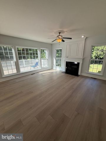 9407 RIM ROCK CT, Manassas, VA 20112