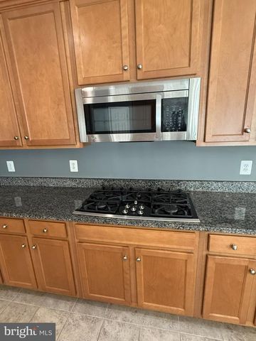 9407 RIM ROCK CT, Manassas, VA 20112