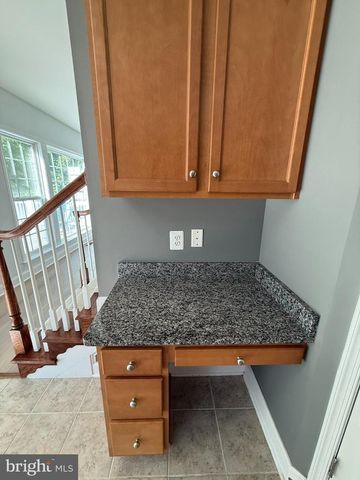 9407 RIM ROCK CT, Manassas, VA 20112