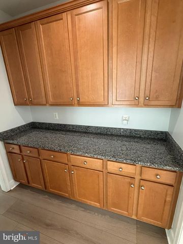 9407 RIM ROCK CT, Manassas, VA 20112