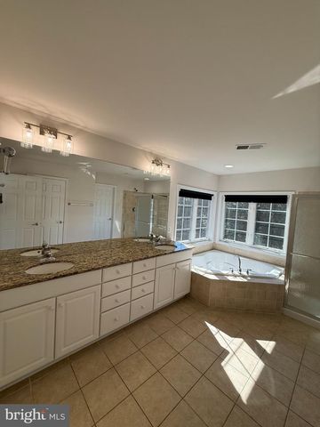 9407 RIM ROCK CT, Manassas, VA 20112